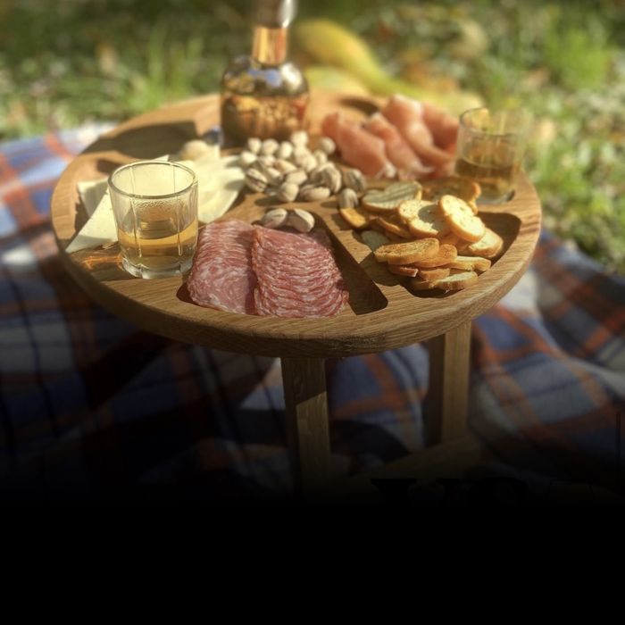 Винний столик ручної роботи «Міцний»[БЕЗКОШТОВНА ДОСТАВКА]