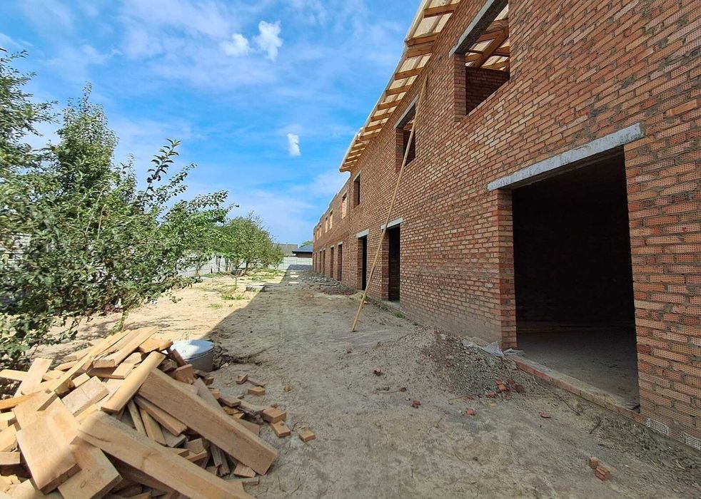 Продається туанхаус в Якушинцях