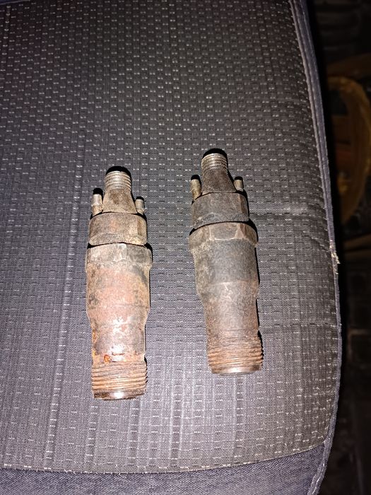 Продам форсунки мерседес 208 2.4 мотор