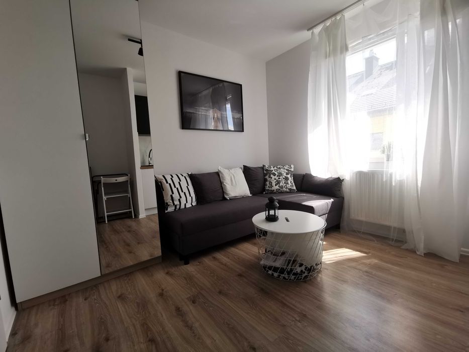Kawalerka Wrocław - Poświętne 16m2 - 2040 zł