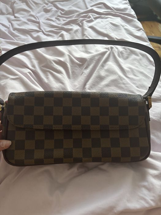 Сумка Louis Vuitton у стилі Damier Ebene