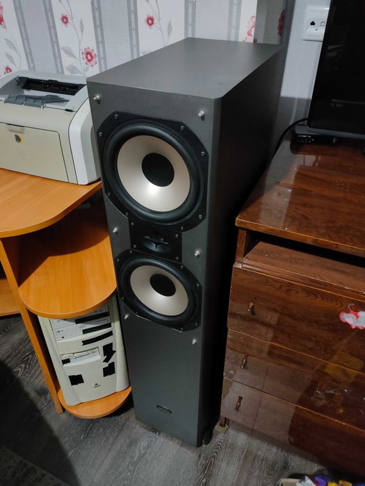 АКУСТИКА 2*300Вт - Ultimate stage 5.1