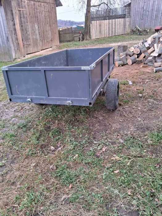 Причіп одновісьний, до мінітрактора автомобіля на ресорах