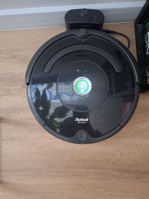 Odkurzacz  robot roomba