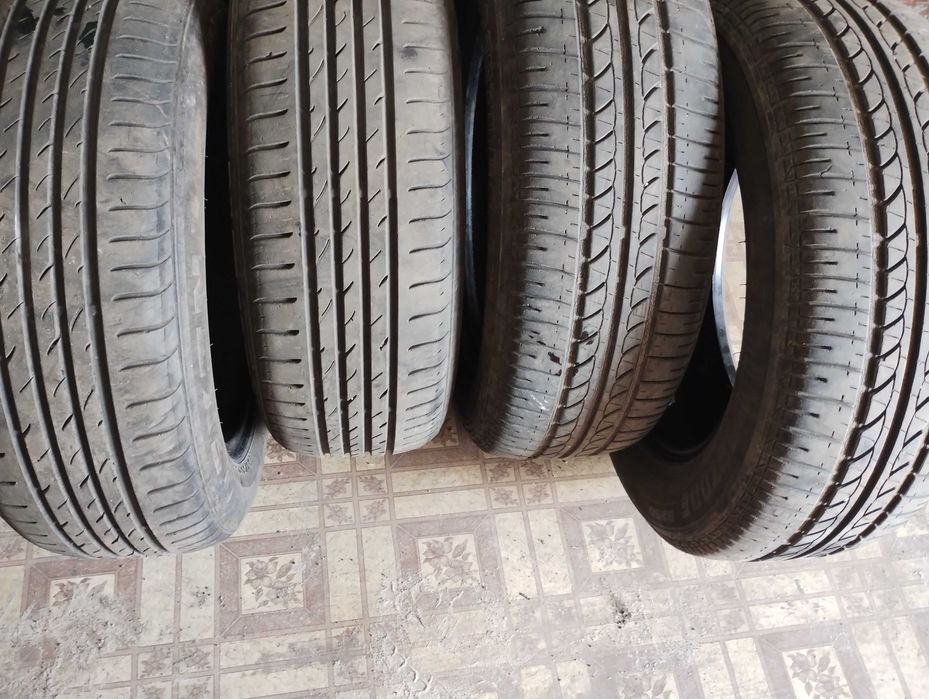 Шини літні Bridgestone 195/65/15