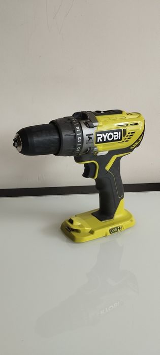 Berbequim/martelo  RYOBI R18PD3