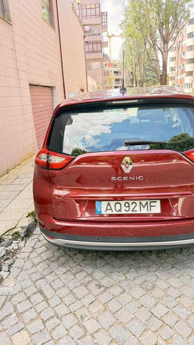 Renault Grand Scenic 2018 - 7 lugares