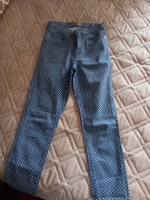 Calças Guess com pouco uso