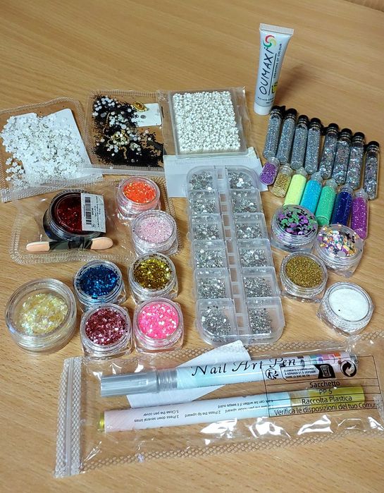 Zestaw do stylizacji a przedłużania paznokci