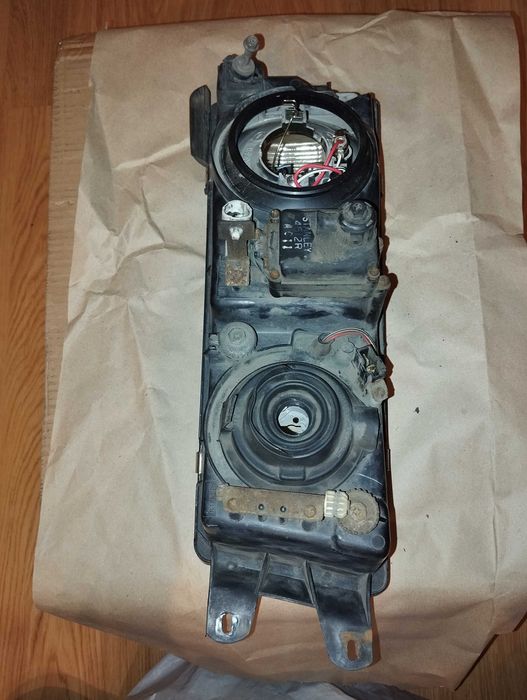 карбюраторы митсубиси кольт лансер, есть два Запаска