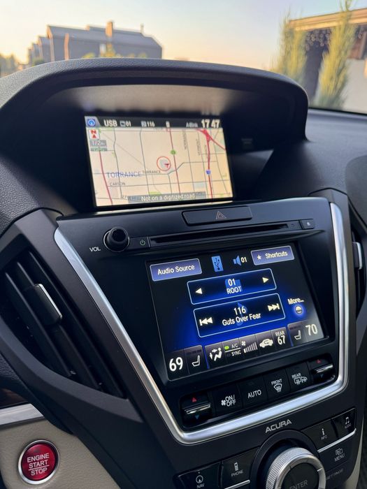 Продам власну, обслужену Акуру МДХ