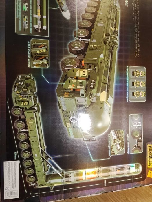 Конструктор QMAN 23012 Ракетовоз Баллистическая ракета DF-41 1868