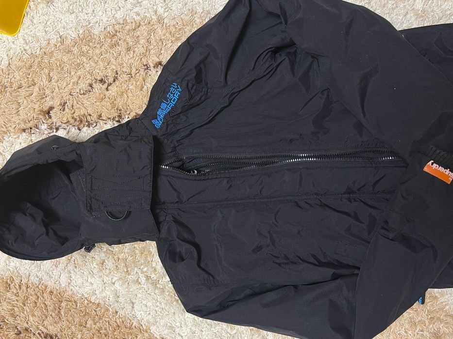 Куртка хлопчача від бренду Superdry