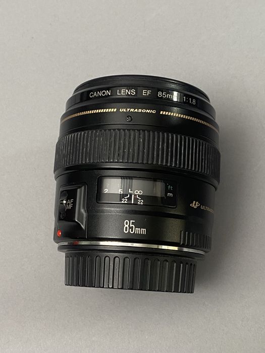 Canon 85mm f1.8 EF