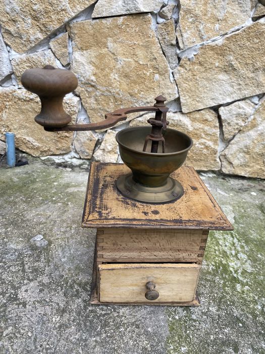 Moinho de café antigo