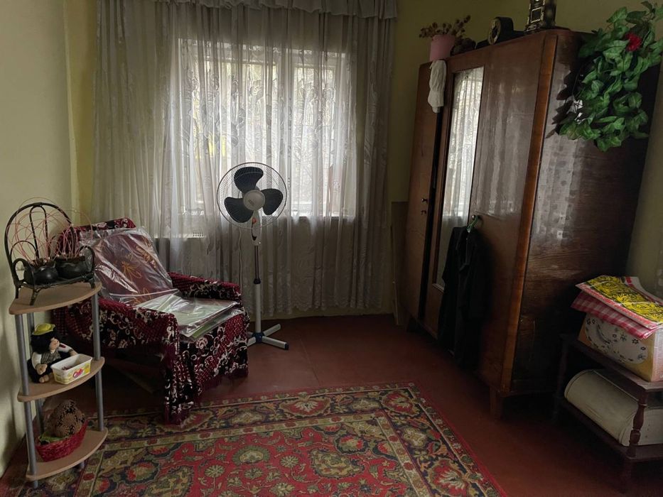 Продаж будинку східно окружна