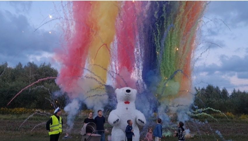 Cieżki Dym, Fontanny,Wiatraki iskier, Flary ,VIDEOBUDKA 360,Biały Miś