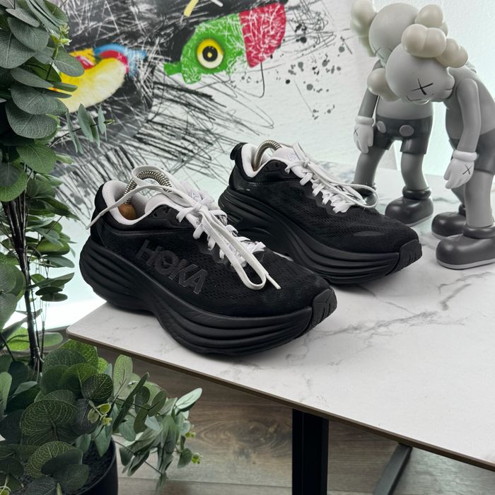 Кросівки Hoka Bondi 8 40 розмір E1076