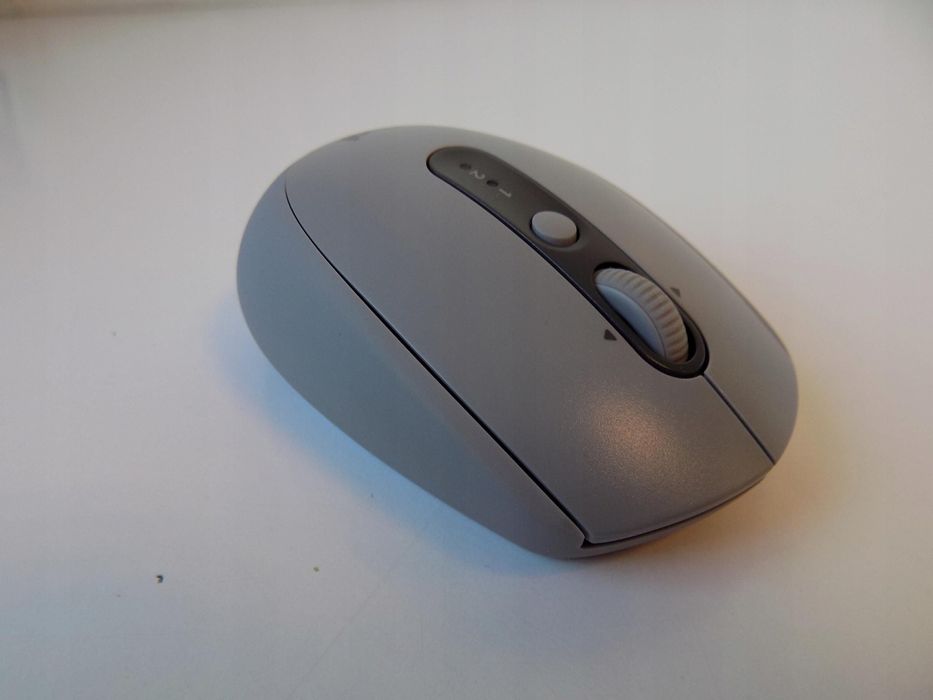 Logitech M590 SILENT Wireless Multi-Device Mouse