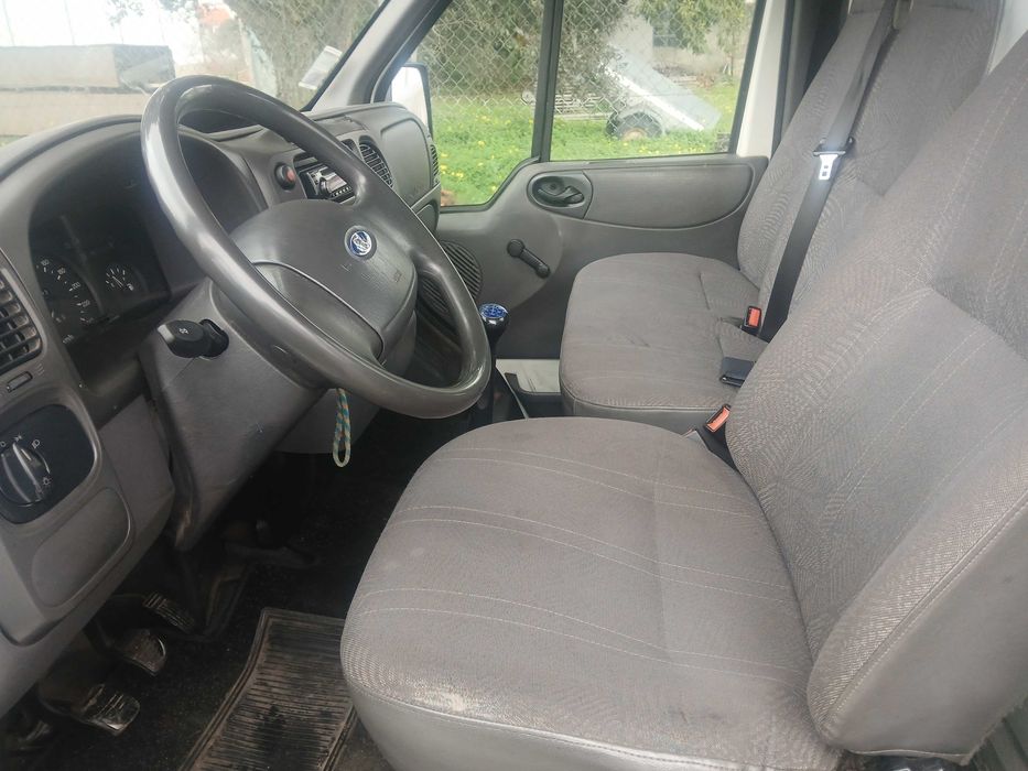 Ford transit caixa aberta
