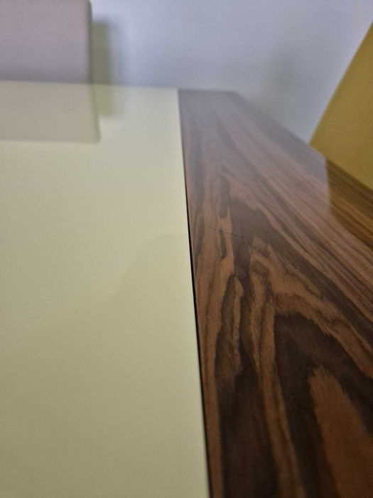 Mesa Bege lacada 1,90 x 1,05 (extensivel) com cadeiras