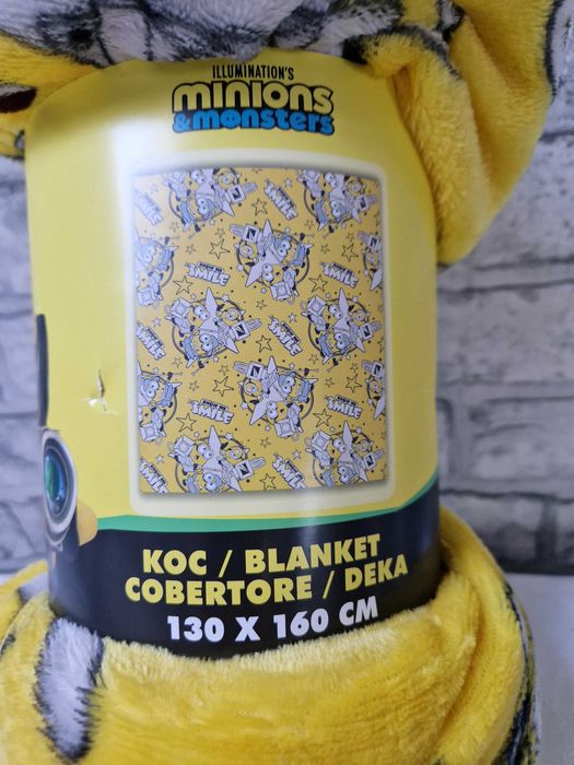 Miękki i przyjemny w dotyku koc w Minionki