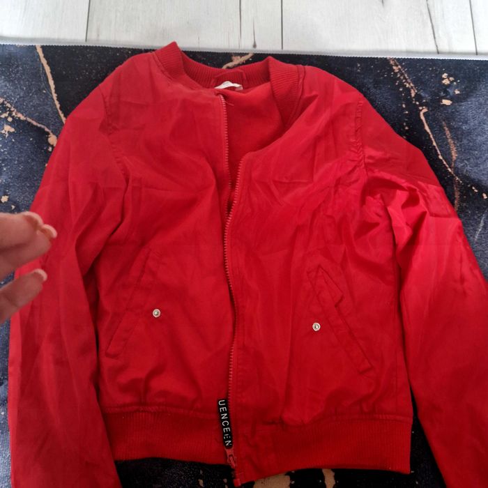 Kurtka flek czerwona