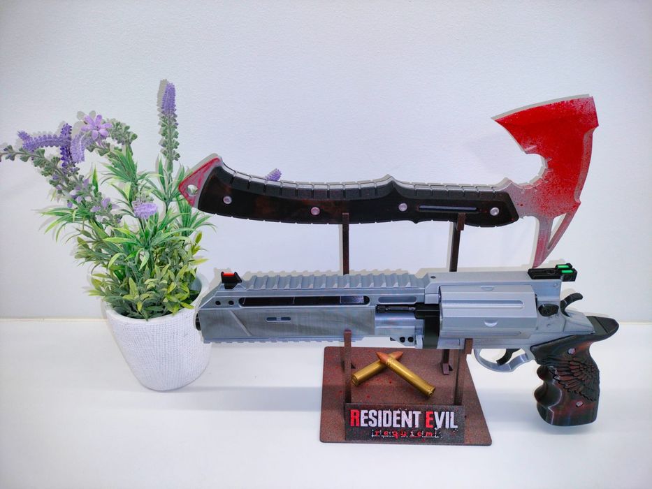 Revil Requiem Leon Axe e HandGun kits