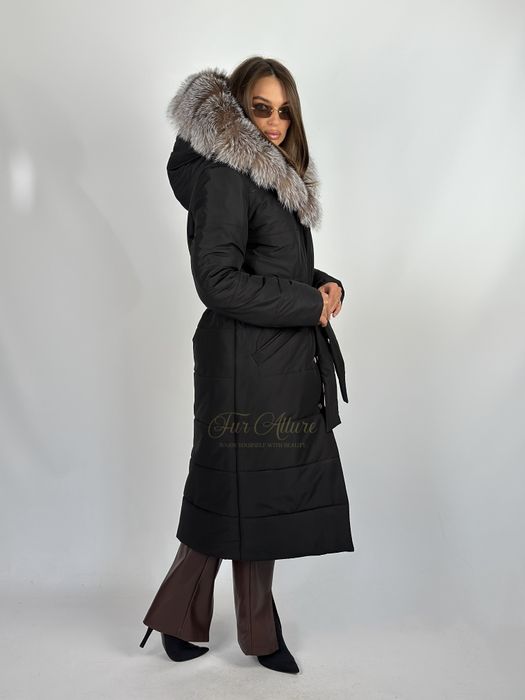 Жіночий зимовий чорний пуховик плащ з  хутром блюфрост. 42-54 рр