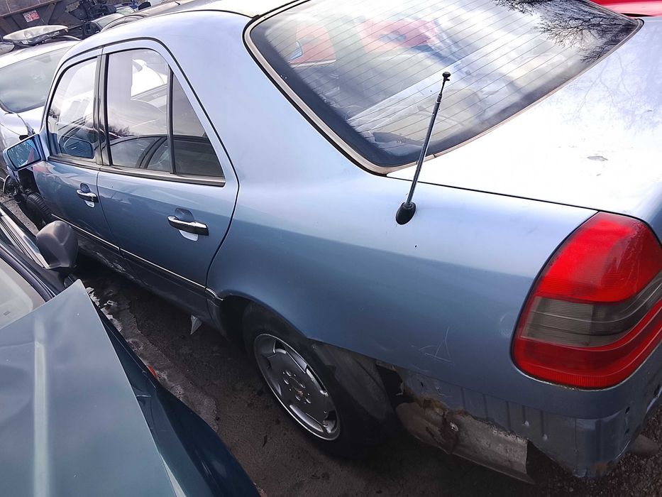Mercedes W202 2.2 Na części