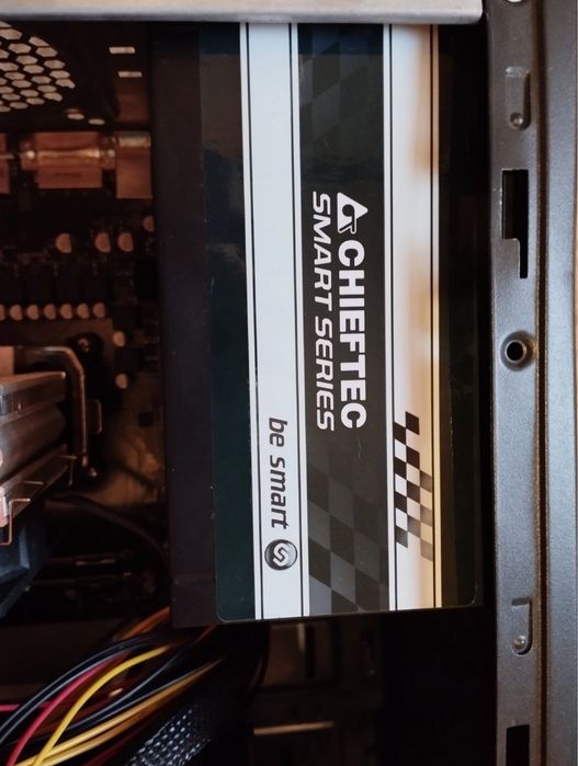 Компʼютер з справними компонентами