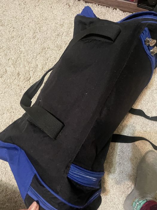 Продам сумку дорожню бу.