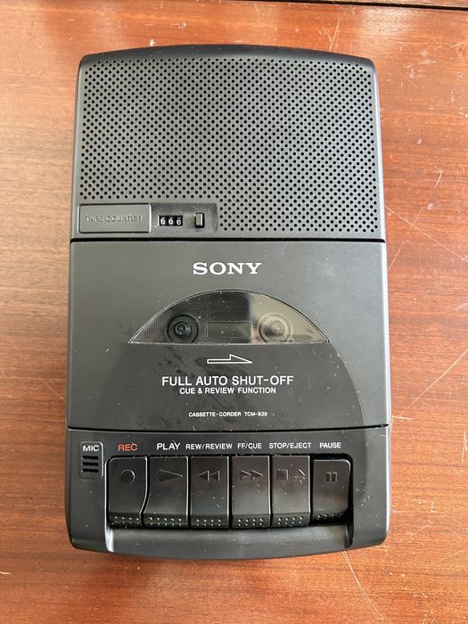 Gravador e leitor de cassettes Sony TCM 939