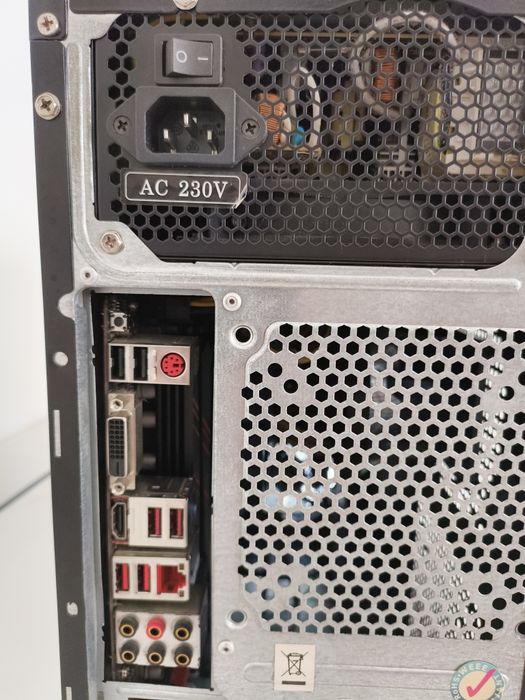 PC gaming ryzen 5 4 Core 16Gb GTX 1660 super