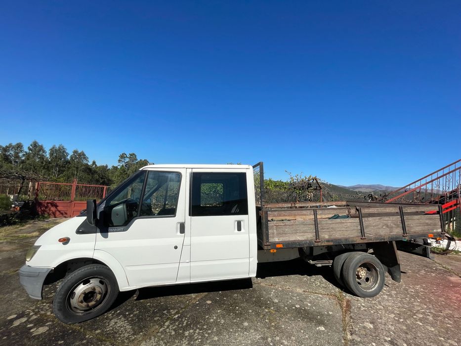 Ford Transit Cabine Dupla e Caixa Aberta