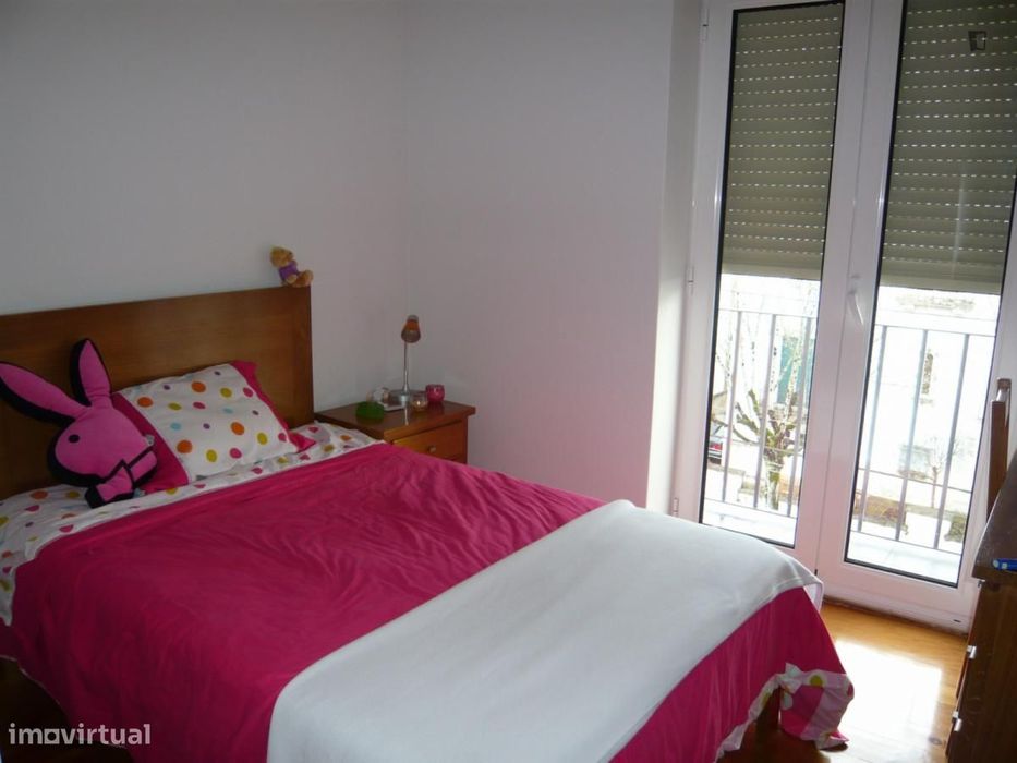 Quarto - localizado em Cidral Coimbra
