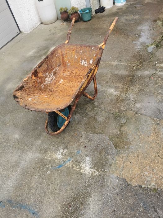 Carro de mão usado