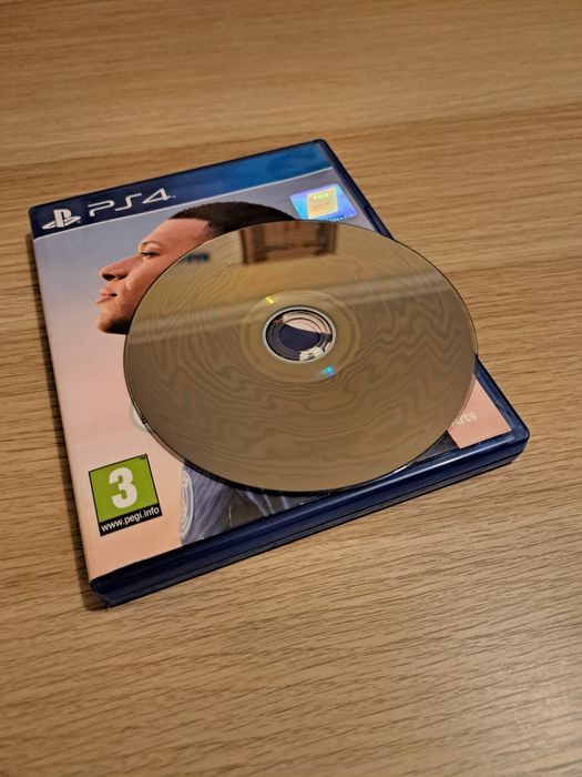 Jogo FIFA 22 Playstation 4 PS4