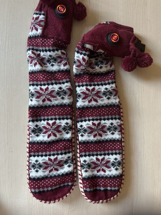 Nowe kapcie, skarpety ogrzewane, zestaw