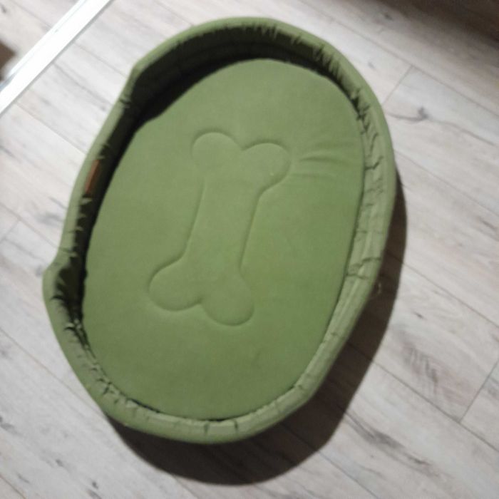 Лежак для тврин б/у .