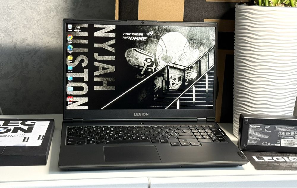 Lenovo Legion 5/GTX1650Ti/512GB/16GB/120Hz/i5-10th.