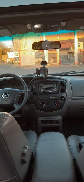 Продам Mazda Tribute