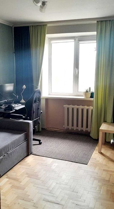 Продам 3-х комнатную квартиру в Соломенском районе