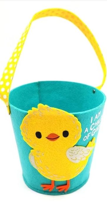 Кошик для подарунків. Дитячий святковий кошик та мішечок.  Прикраси