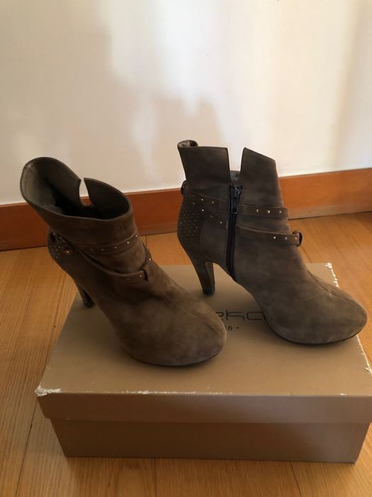 Botins em pele! Saldo