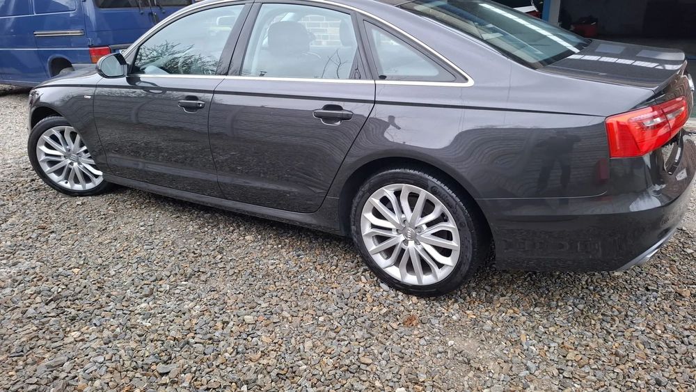 Audi A6 Limousine 3.0 TDI 245PS / QUATTRO / MATRIX / Nawigacja / Alu / SUPER Stan /