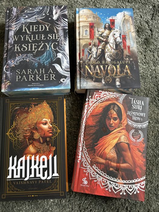 Pierwsze tomy / jednotomówki fantasy / romantasy