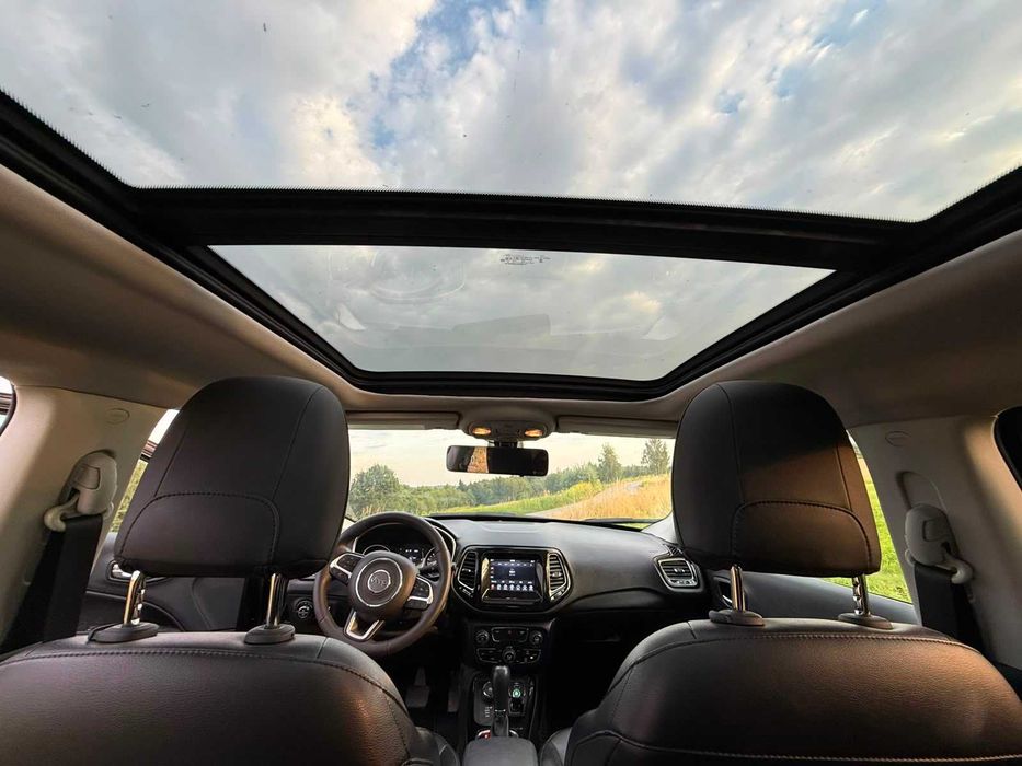 Jeep Compass 2.4 Benzyna Longitude 4x4 Night Eagle