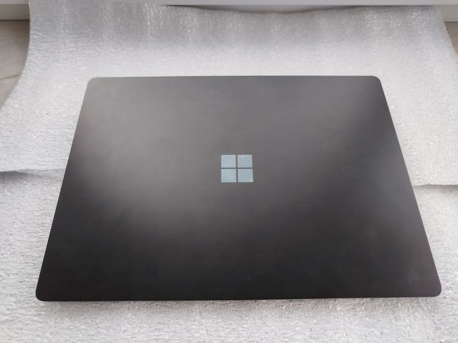 Surface laptop 3 i5 10gen 13.5in 2k IPS