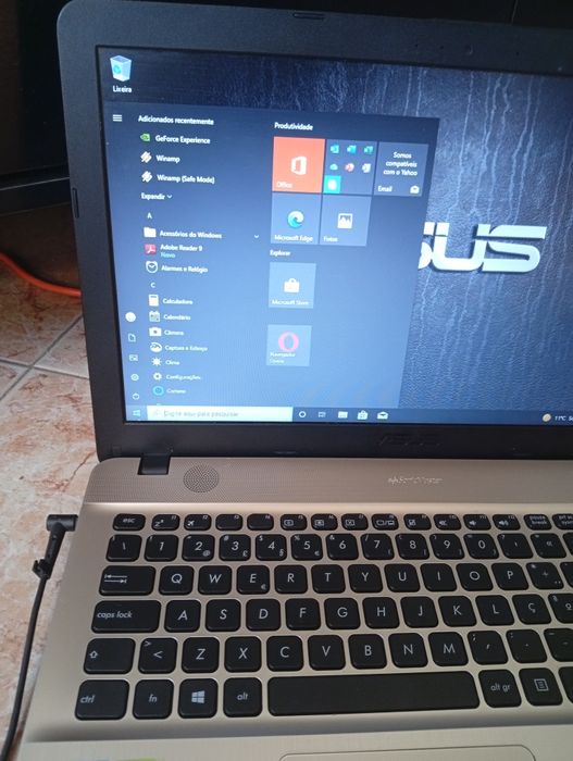 Portátil Asus A541U Windows 10 Pro